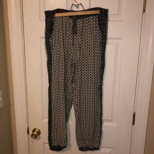 American Eagle Printed Joggers